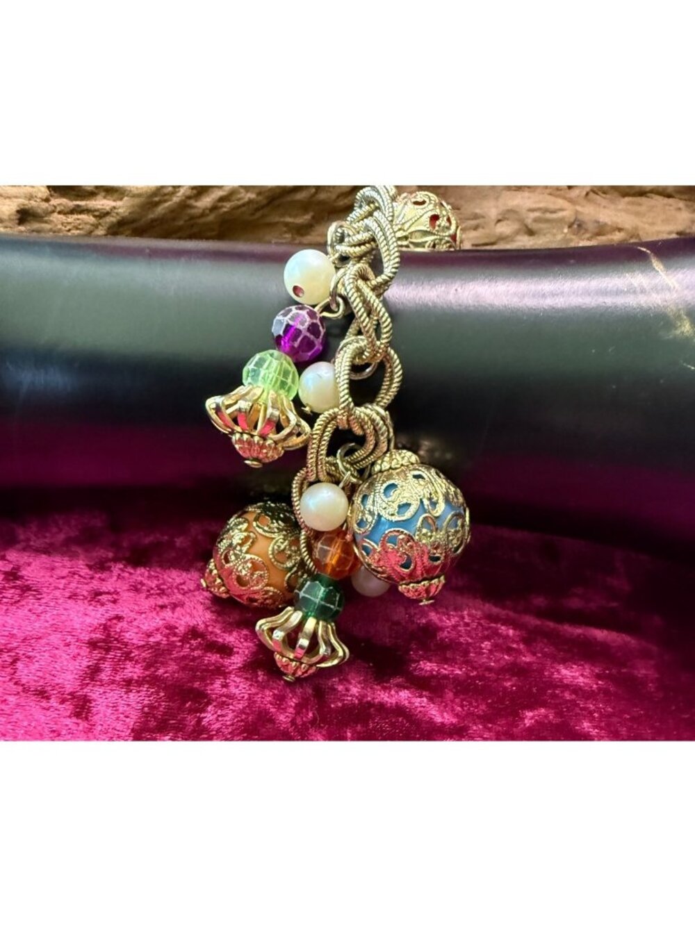 Fun Vintage Gold-Tone Charm Bracelet Multicolor Beads & Filigree Orbs 6.5